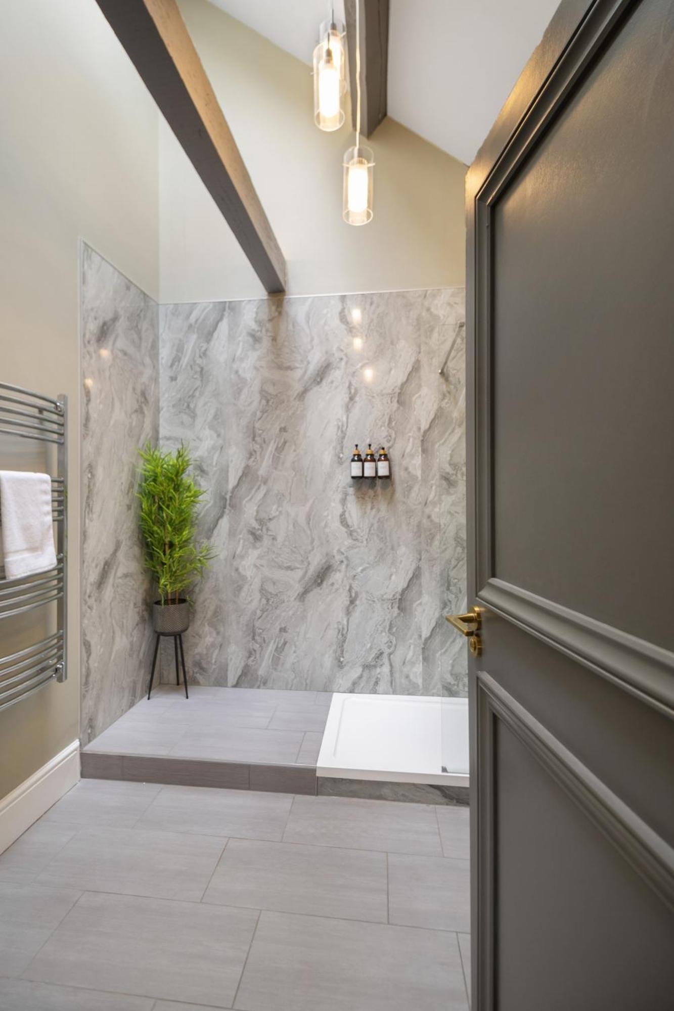 Whiskawaystays - Victoria House - Apartment 6 Worcester Dış mekan fotoğraf