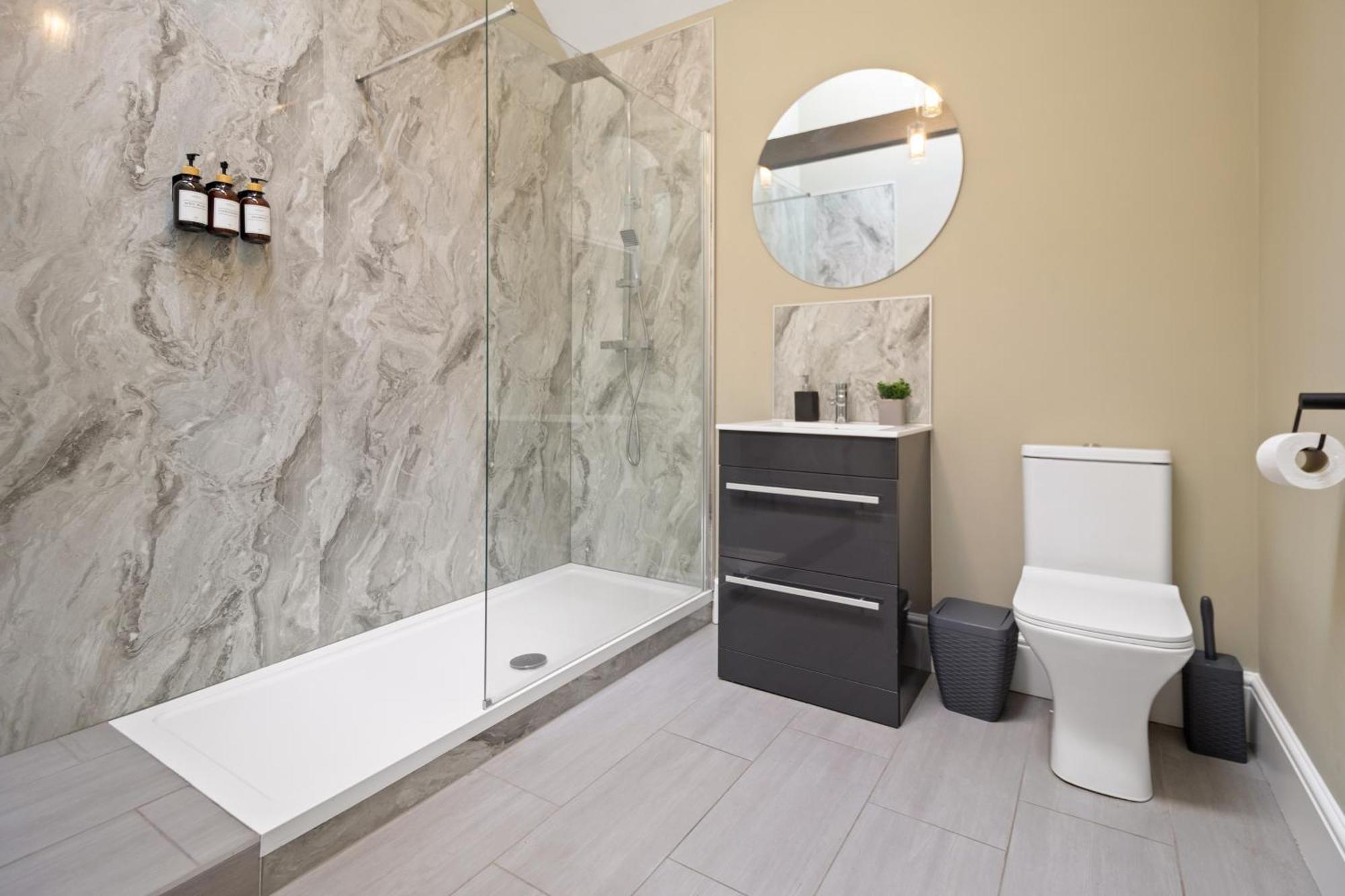 Whiskawaystays - Victoria House - Apartment 6 Worcester Dış mekan fotoğraf